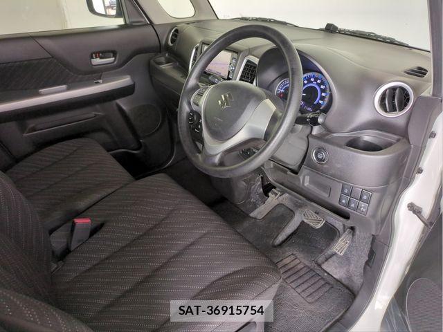 Suzuki SPACIA 2017-06 7252389-25