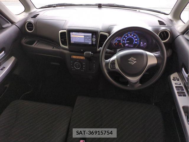 Suzuki SPACIA 2017-06 7252389-7