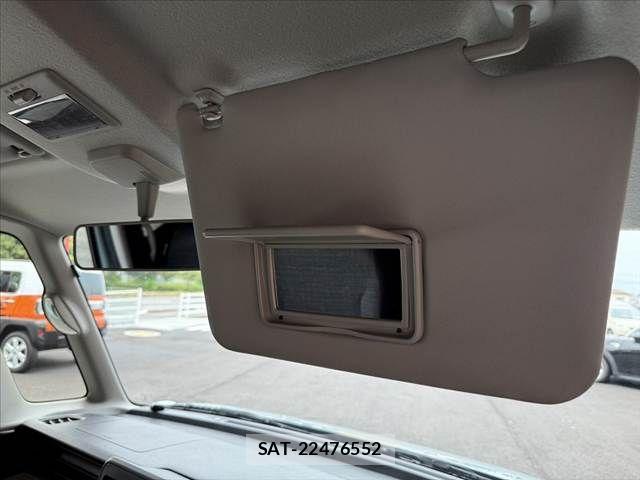 Suzuki SPACIA 2019-04 7272524-29