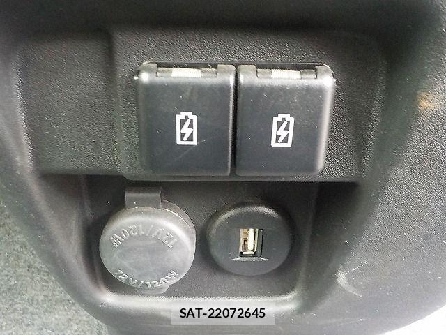 Suzuki SPACIA 2021-04 7330190-19