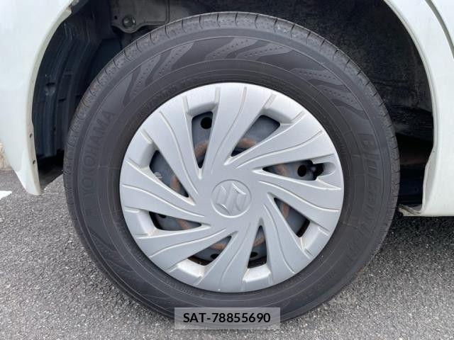 Suzuki SPACIA 2014-01 7330197-3