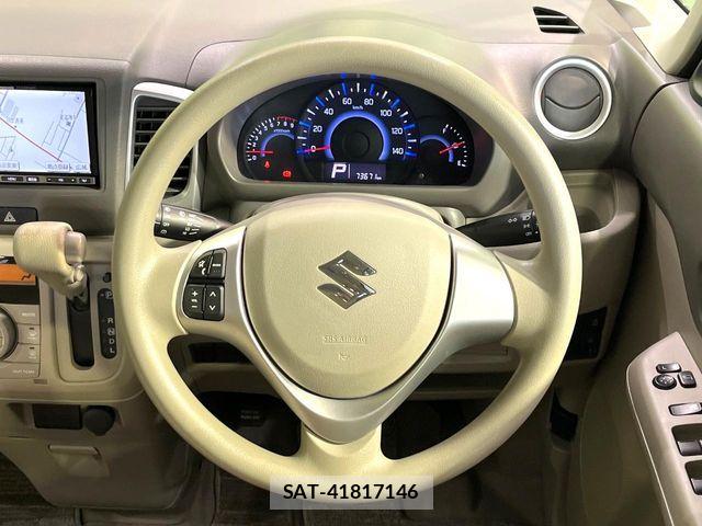 Suzuki SPACIA 2014-01 7330194-10