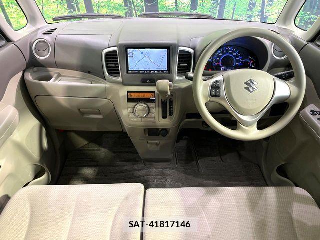 Suzuki SPACIA 2014-01 7330194-1
