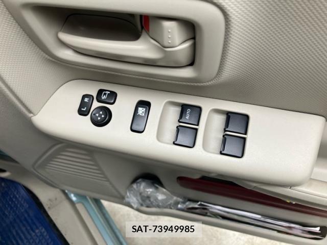 Suzuki SPACIA 2019-09 7330181-8