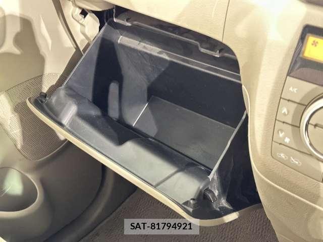 Suzuki SPACIA 2013-04 7359896-16