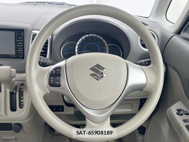 Suzuki SPACIA 2017-07 7359899-10