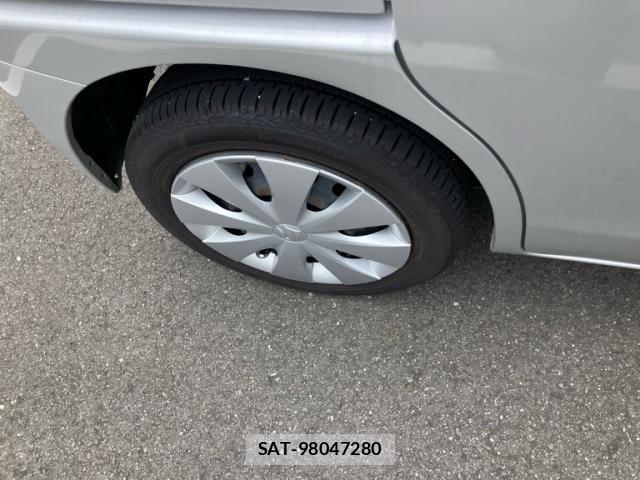Suzuki SPACIA 2017-05 7359901-3