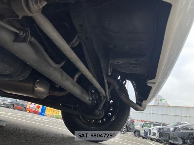 Suzuki SPACIA 2017-05 7359901-8