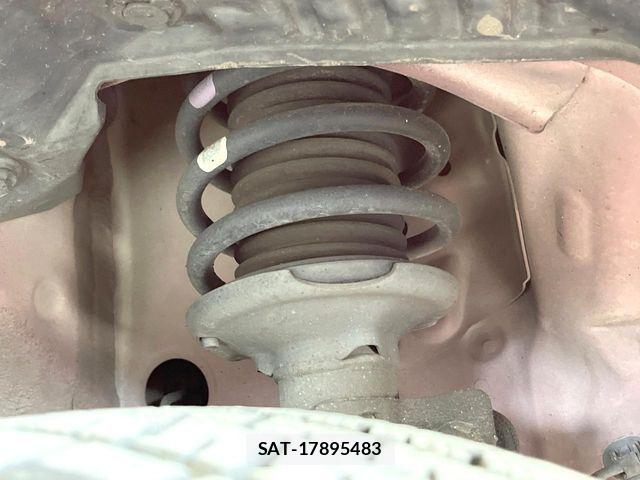 Suzuki SPACIA 2017-12 7394180-17
