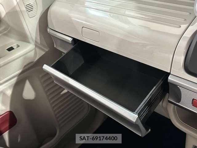Suzuki SPACIA 2018-09 7394173-23