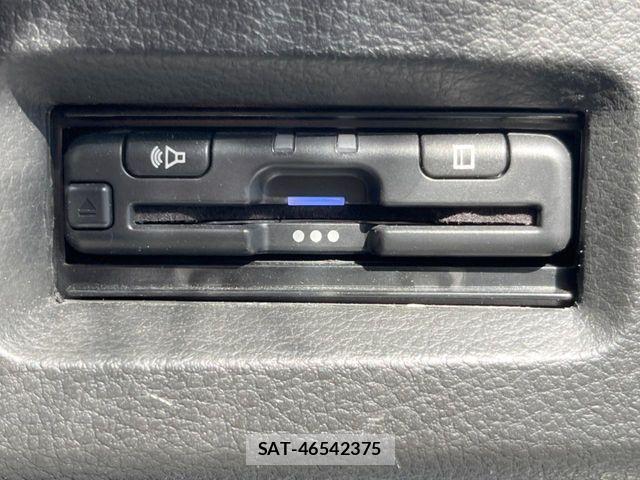 Suzuki SPACIA 2017-07 7394189-5