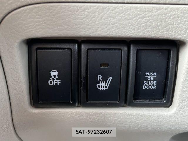 Suzuki SPACIA 2015-08 7394190-16