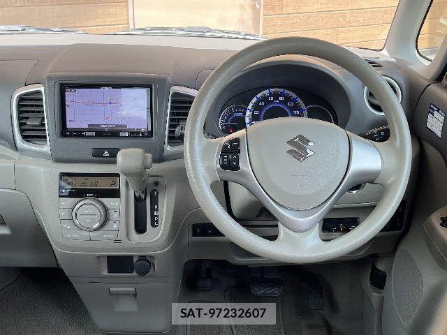 Suzuki SPACIA 2015-08 7394190-1