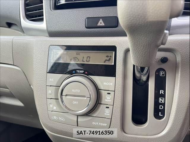 Suzuki SPACIA 2015-03 7457967-21