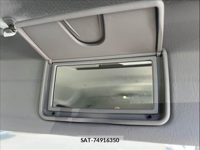 Suzuki SPACIA 2015-03 7457967-27