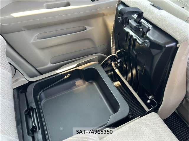 Suzuki SPACIA 2015-03 7457967-29