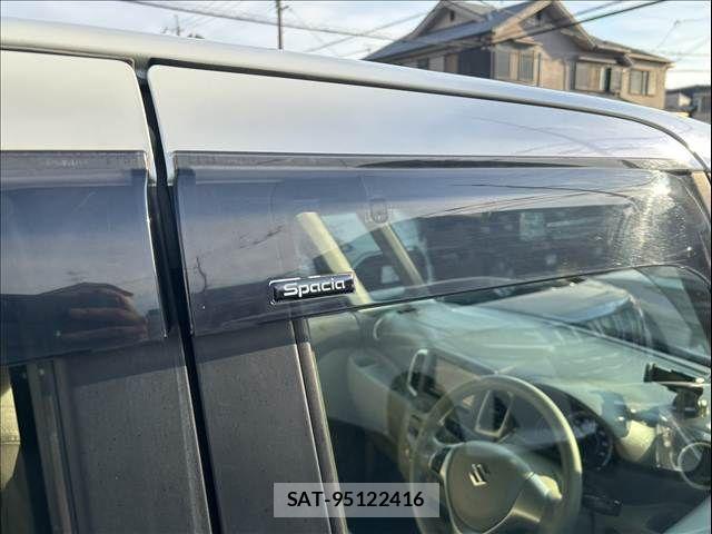 Suzuki SPACIA 2015-08 7457966-29