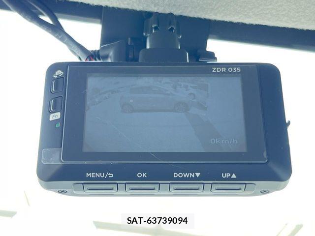 Suzuki SPACIA 2018-09 7457952-3