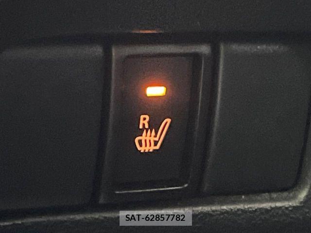 Suzuki SPACIA 2017-08 7457959-5