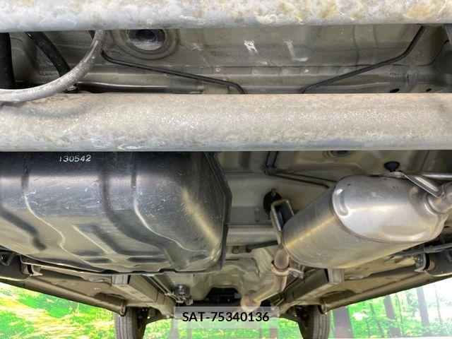 Suzuki SPACIA 2014-05 7457964-17