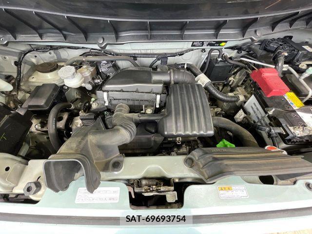 Suzuki SPACIA 2018-02 7502909-17