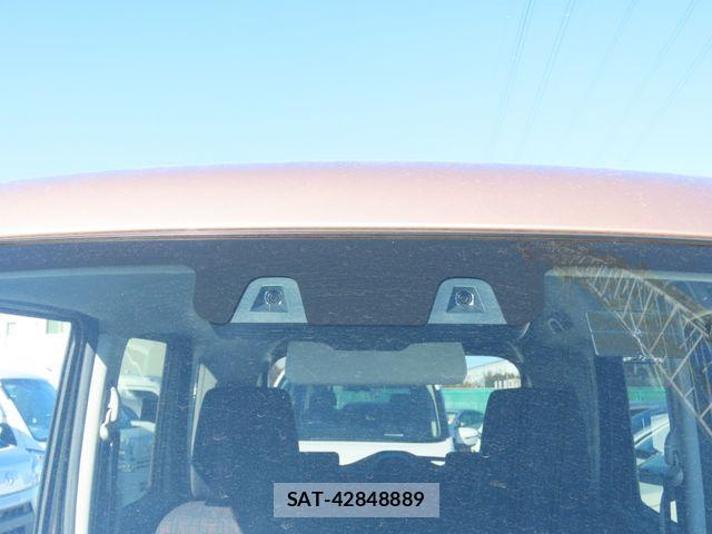 Suzuki SPACIA 2023-08 7502911-14