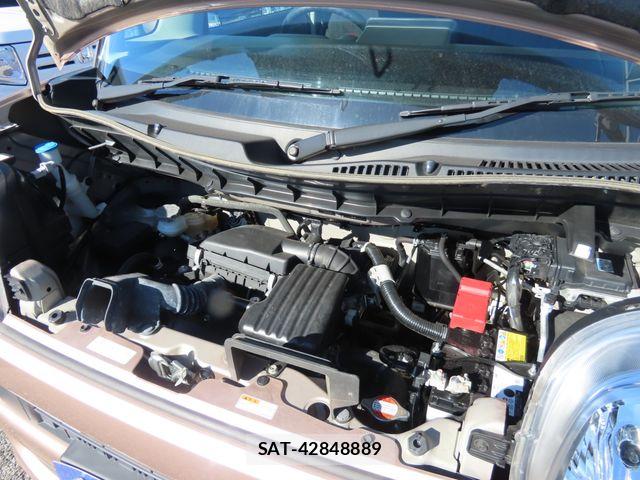 Suzuki SPACIA 2023-08 7502911-18