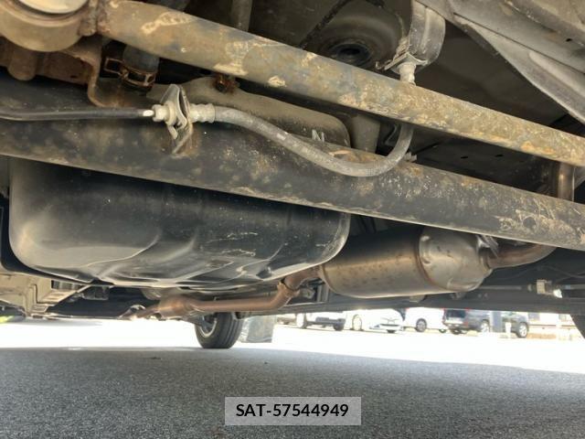 Suzuki SPACIA 2013-08 7502932-10
