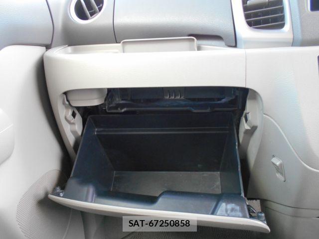 Suzuki SPACIA 2013-08 7502930-13