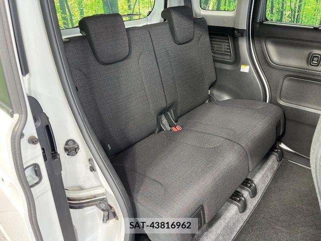Suzuki SPACIA 2017-12 7502906-8
