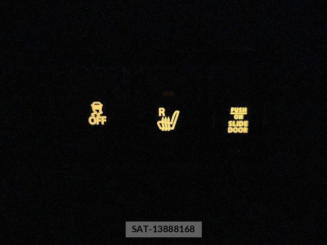 Suzuki SPACIA 2017-06 7562877-11