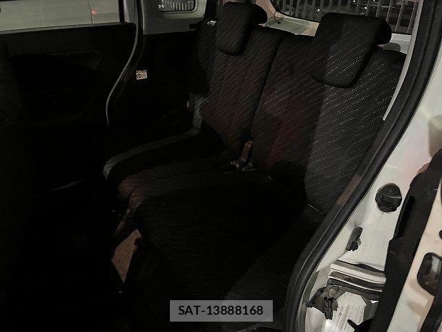 Suzuki SPACIA 2017-06 7562877-12