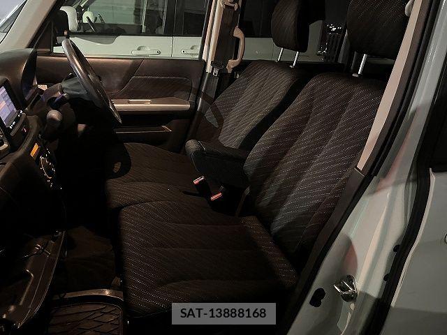 Suzuki SPACIA 2017-06 7562877-18