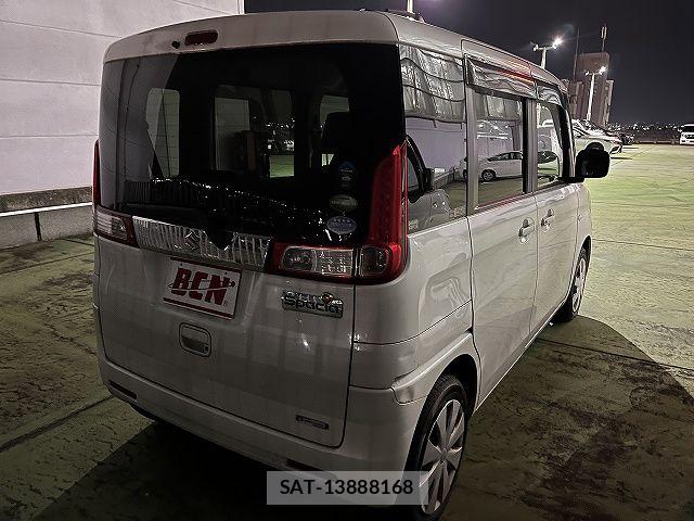 Suzuki SPACIA 2017-06 7562877-2