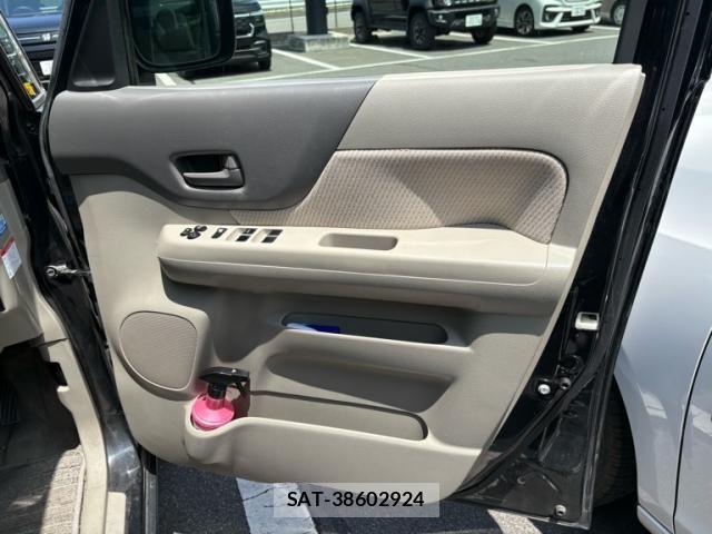Suzuki SPACIA 2014-04 7620229-12