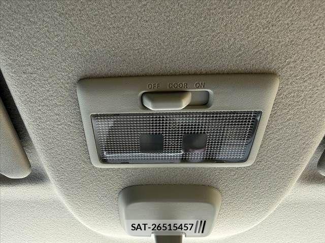 Suzuki SPACIA 2018-07 7620223-25
