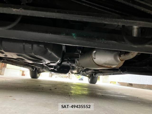 Suzuki SPACIA 2016-12 7620228-9