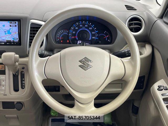 Suzuki SPACIA 2013-06 7620216-10