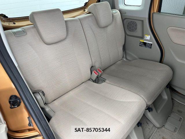 Suzuki SPACIA 2013-06 7620216-8