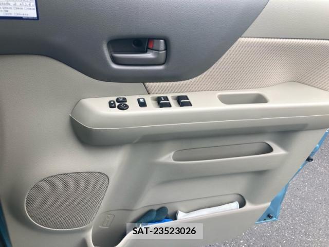 Suzuki SPACIA 2013-03 7729012-11