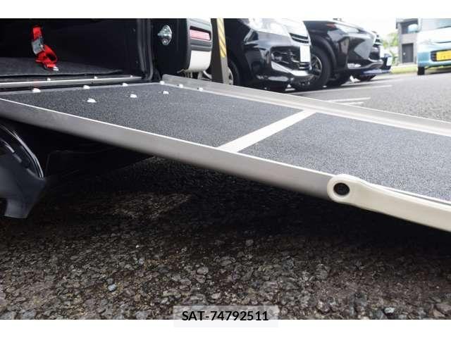 Suzuki SPACIA 2019-11 7879511-7