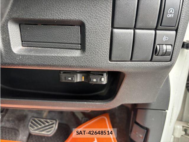 Suzuki SPACIA 2017-03 7963824-7