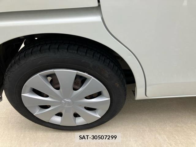 Suzuki SPACIA 2013-08 7981048-5