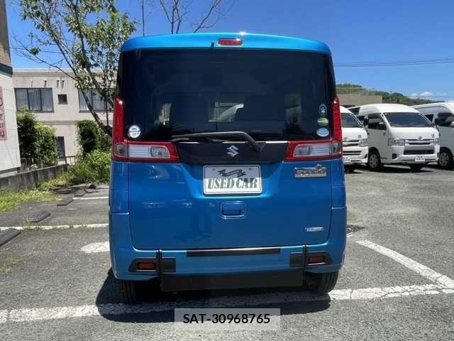 Suzuki SPACIA 2017-06 7981041-12