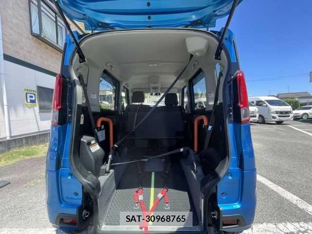 Suzuki SPACIA 2017-06 7981041-2