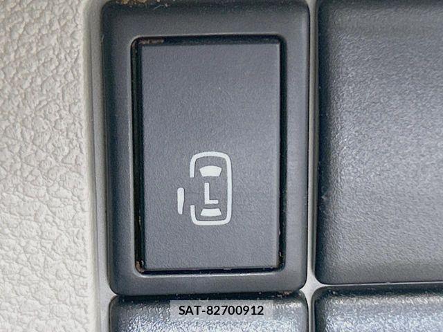 Suzuki SPACIA 2015-09 8038366-4