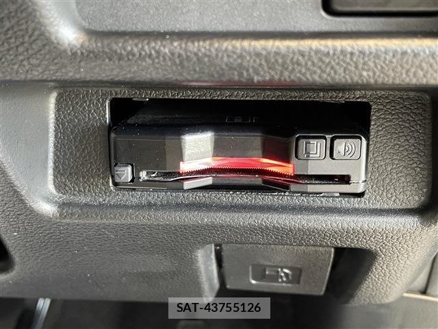 Suzuki SPACIA 2024-06 8038349-17