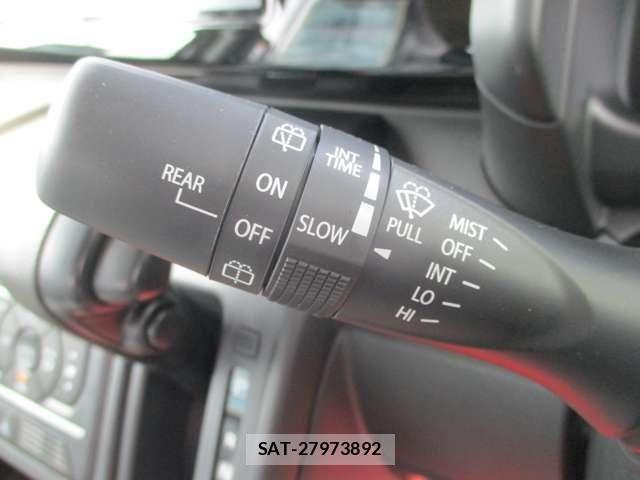 Suzuki SPACIA 2025-08 8038347-11