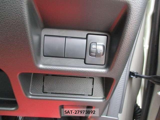 Suzuki SPACIA 2025-08 8038347-16