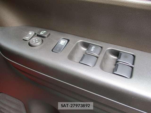 Suzuki SPACIA 2025-08 8038347-17